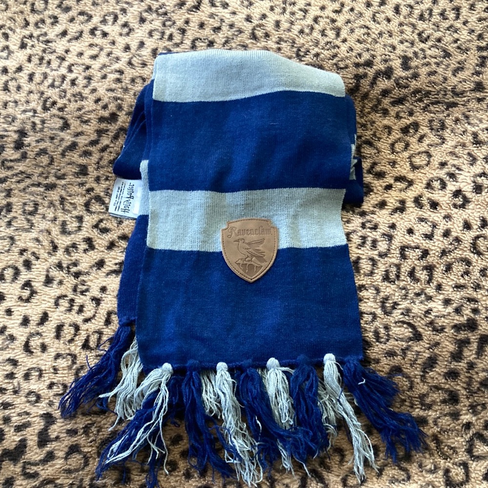 Ravenclaw scarf